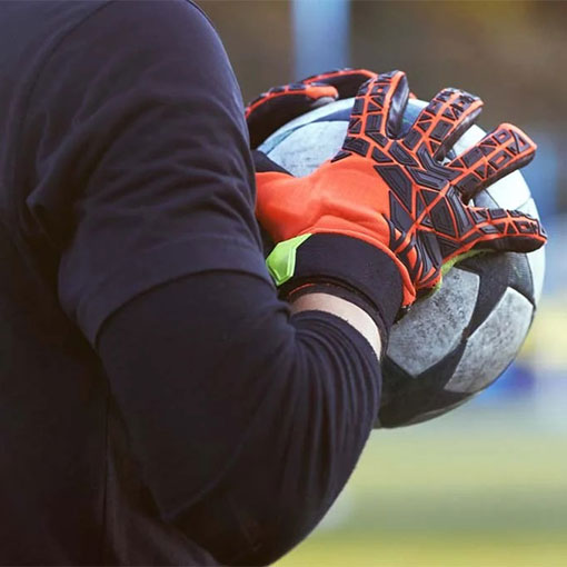 Customised Goalkeeper Gloves Manufacturers in Anaheim